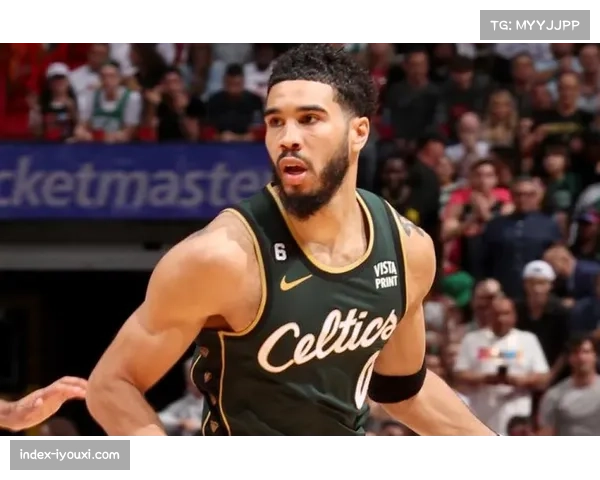 马祖拉更新布朗伤情需每日评估揭幕战能否出场仍存疑虑